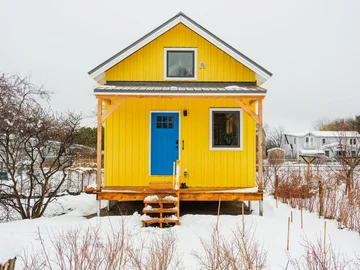 Exterior shot of the Cabañita, a 300SF prefab adu kit.